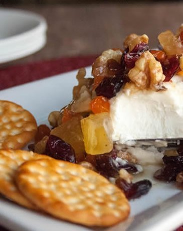 goat-cheese-w-honey-fruit-nuts