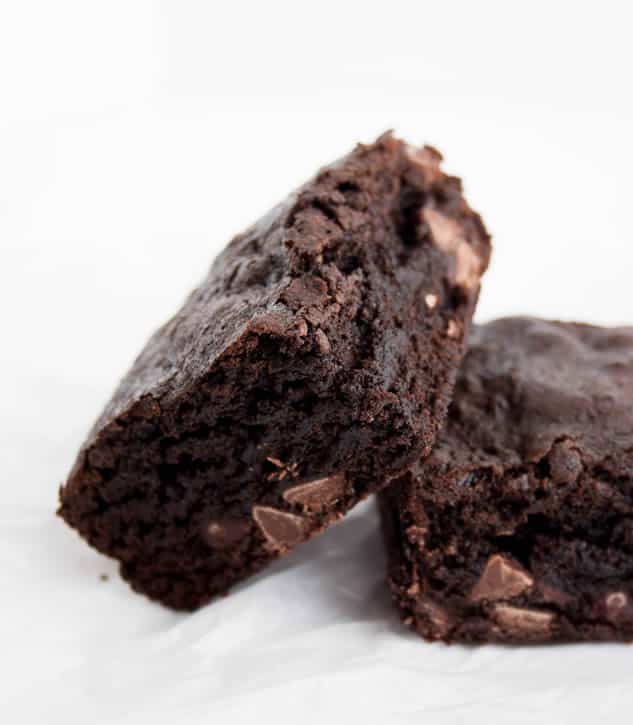 black-cocoa-brownies-04