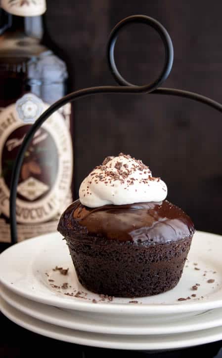 chocolate-stout-cupcakes-filled-with-irish-cream-10