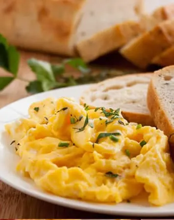 herbed-goat-cheese-scrambled-eggs-6