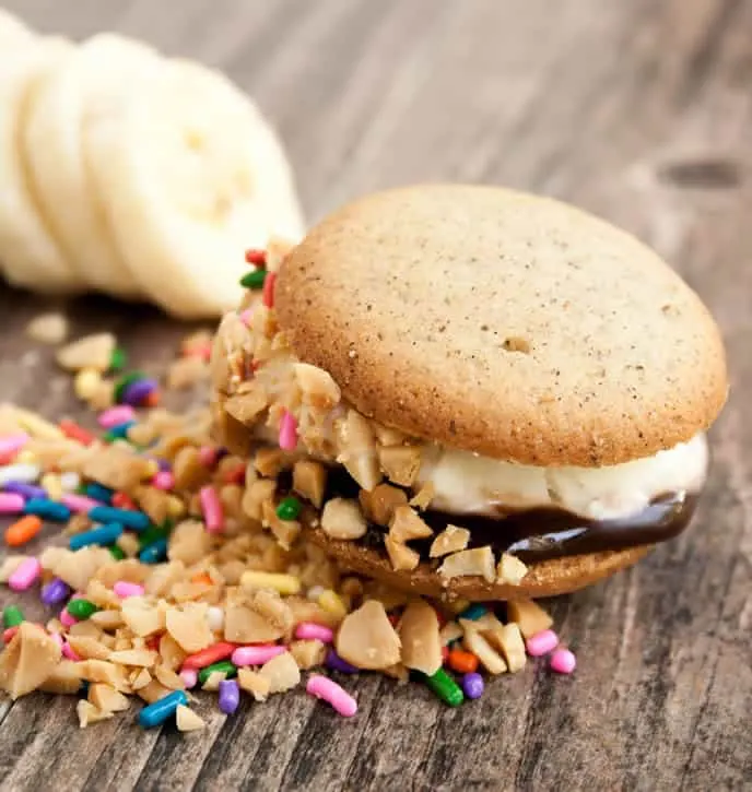 Mini Vanilla Ice Cream Cookie Sandwiches. A super easy, quick and fun frozen treat with endless flavor possibilities! These are so fun to make and they are delicious! You can make all kinds of combos ahead of time and stash them in the freezer for a quick dessert for one or a group.