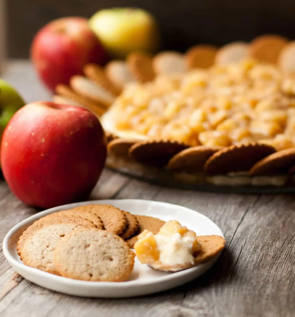 Caramel Apple Pie Cheesecake Dip. No bake, easy to make, cheesecake dip topped with freshly made apple pie filling and drizzled with caramel sauce!