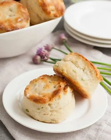 Sour-Cream-Chive-Biscuits