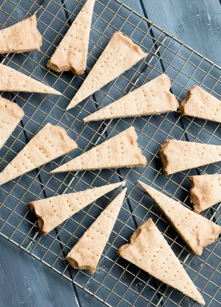 Freshly baked Spiced Shortbread on a cooling rack by themerchantbaker.com