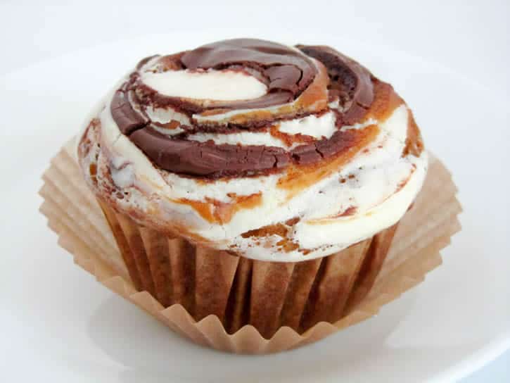 pumpkin-muffins-with-nutella-swirl-bake-single-03